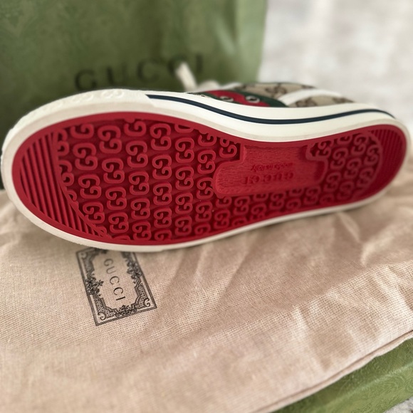 5.5 Gucci authentic! Brown - Picture 9 of 11